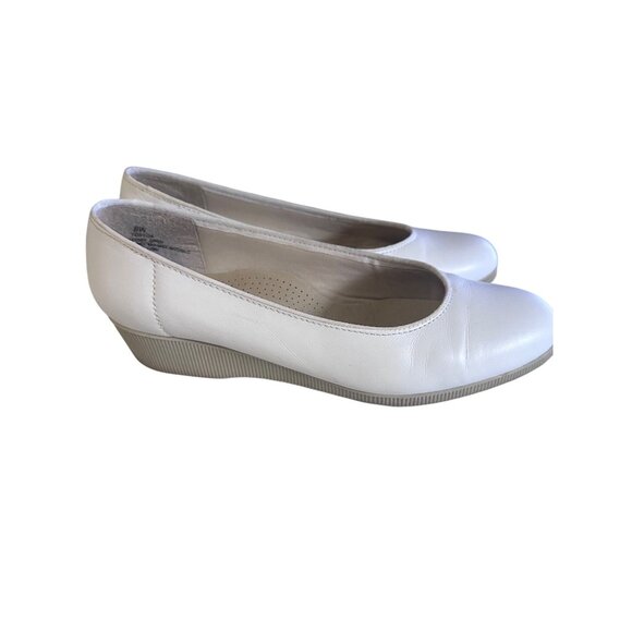 Soft Spots white leather slip on wedge shoes size 8W - Picture 4 of 8